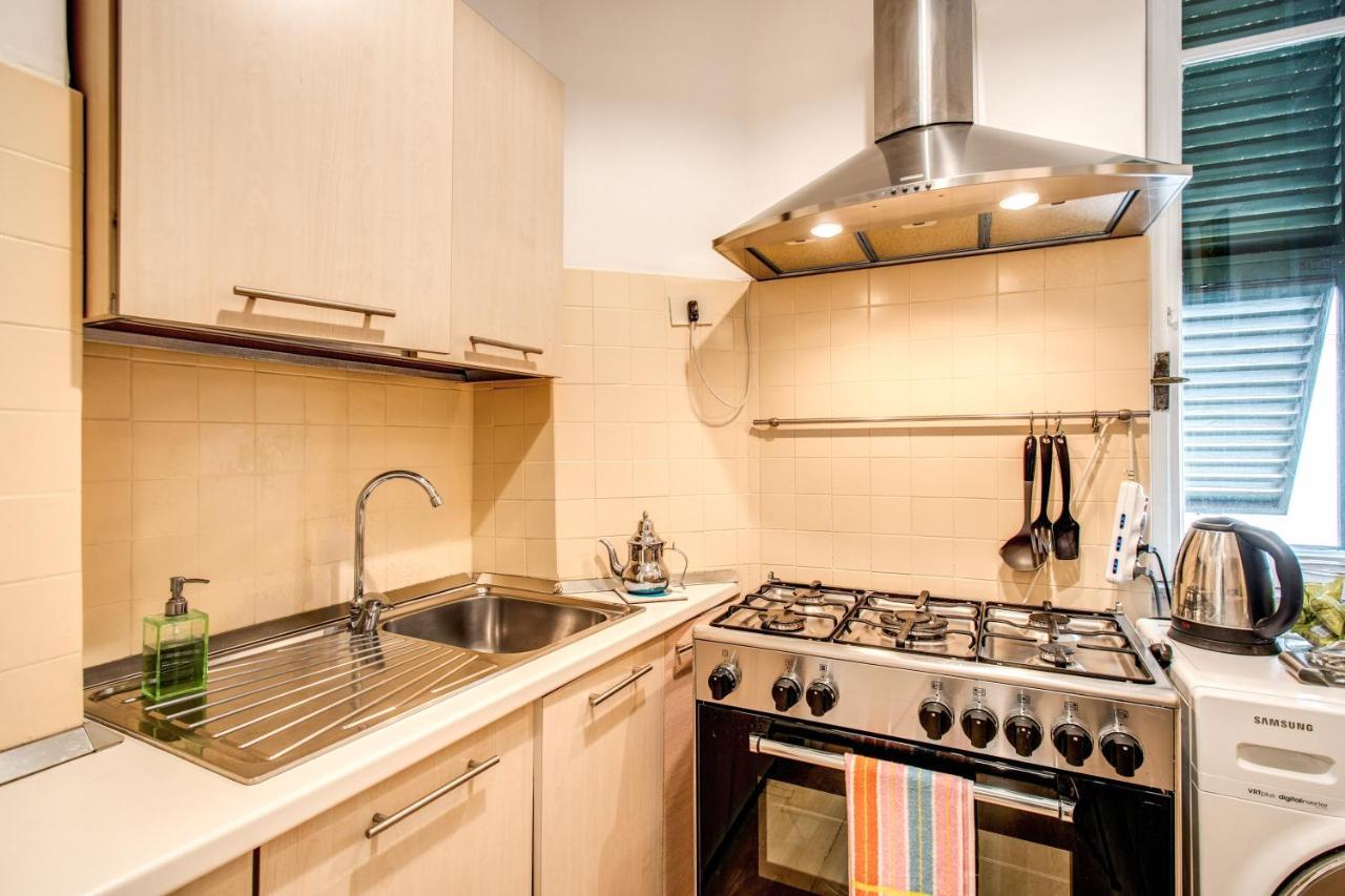 Colonna - Via Del Corso Big Apartment *